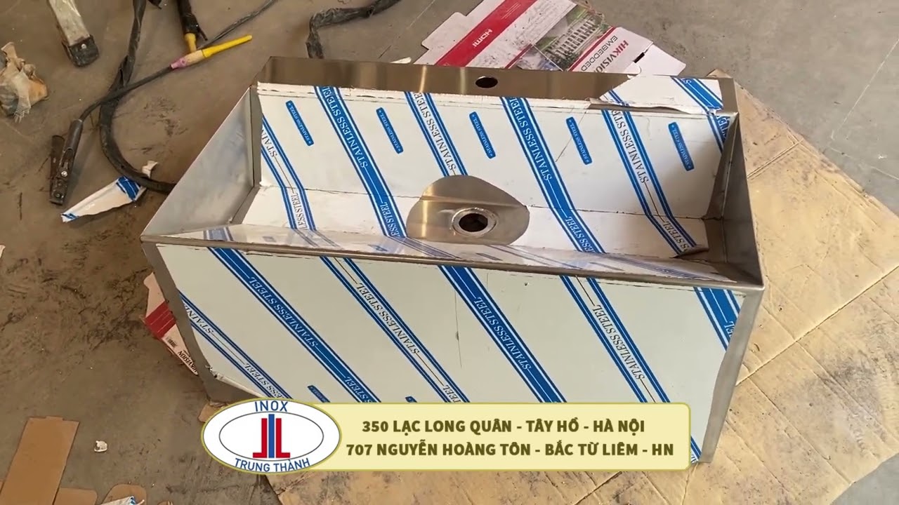 Lắp đặt bồn rửa vuông trong góc tiện lợi tiện dụng. LH 0904.627.195