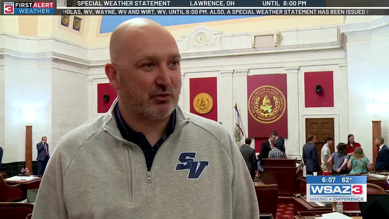 Законопроект о переводе школьников-спортсменов принят Сенатом Западной Вирджинии.