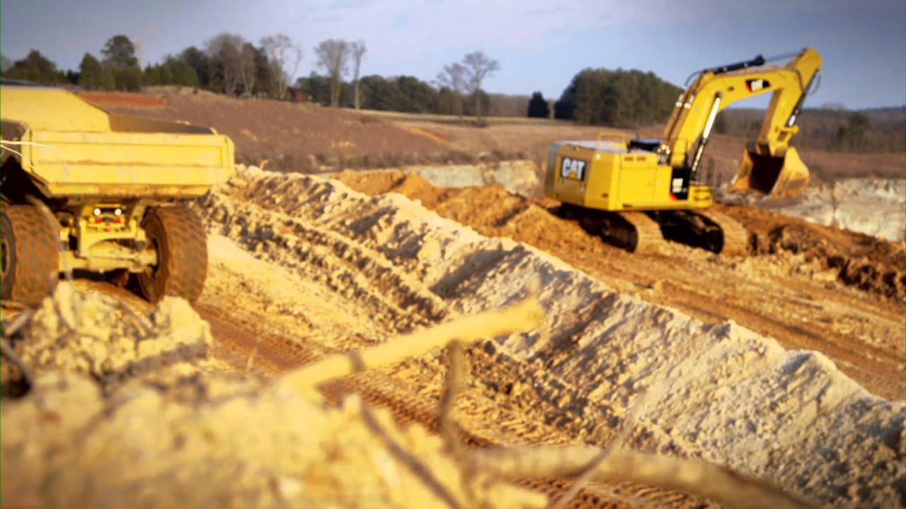 Neue Hydraulikbagger Cat&reg; 374F (Deutsch)