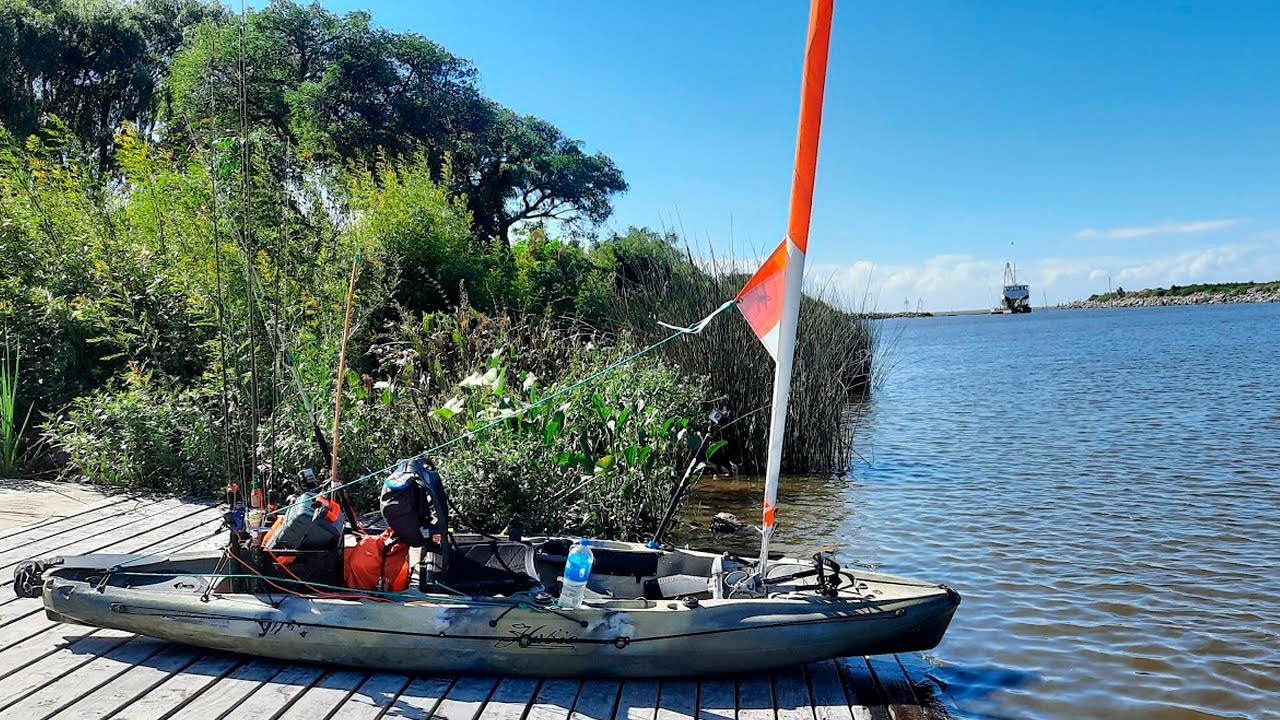 kayak a vela por el Rio de la Plata - Argentina