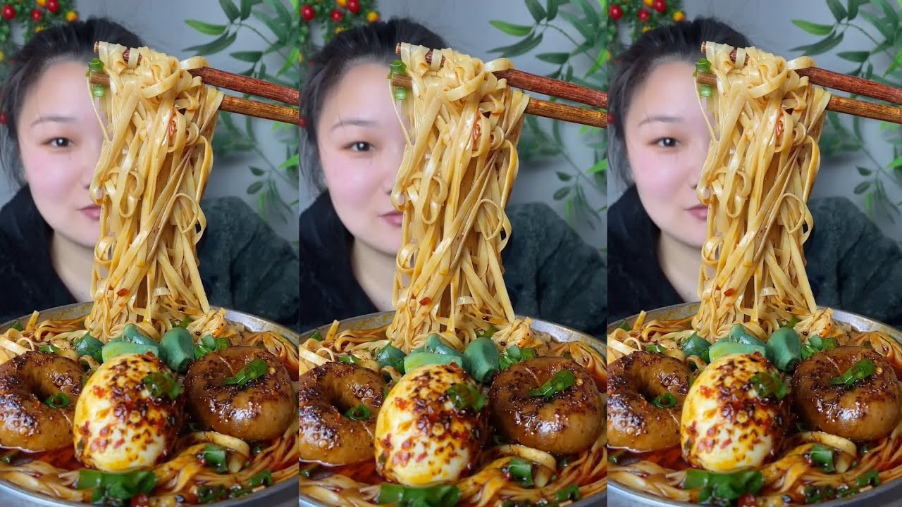 YUMMY 😋 🤤#11 :Eat pig brain belly pork 🤤😋{ Seav Hor} Noodles🍜🍜.#belly #eating  #mukbang #yummy 