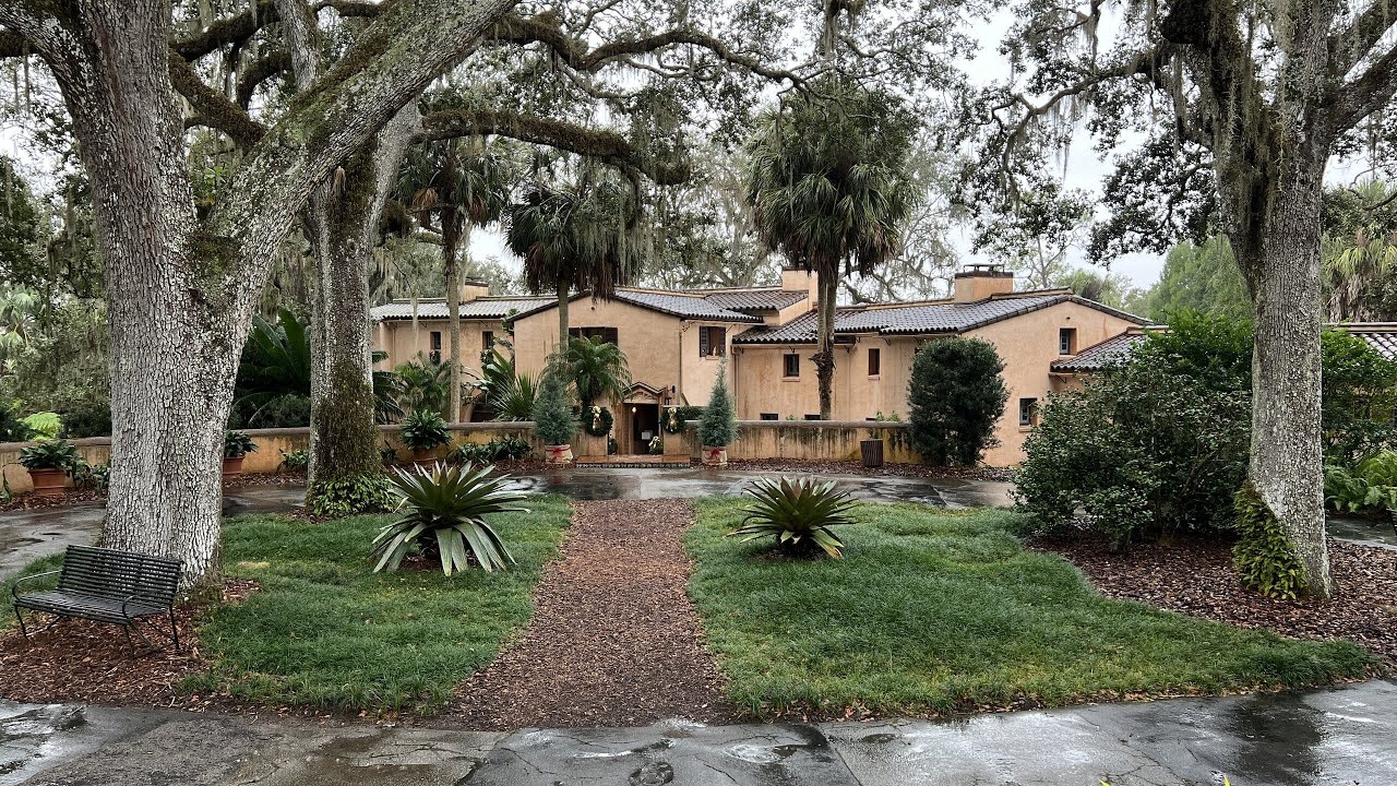 Our Tour of El Retiro Estate at Bok Tower Gardens | 1930s Mediterranean-Style Mansion