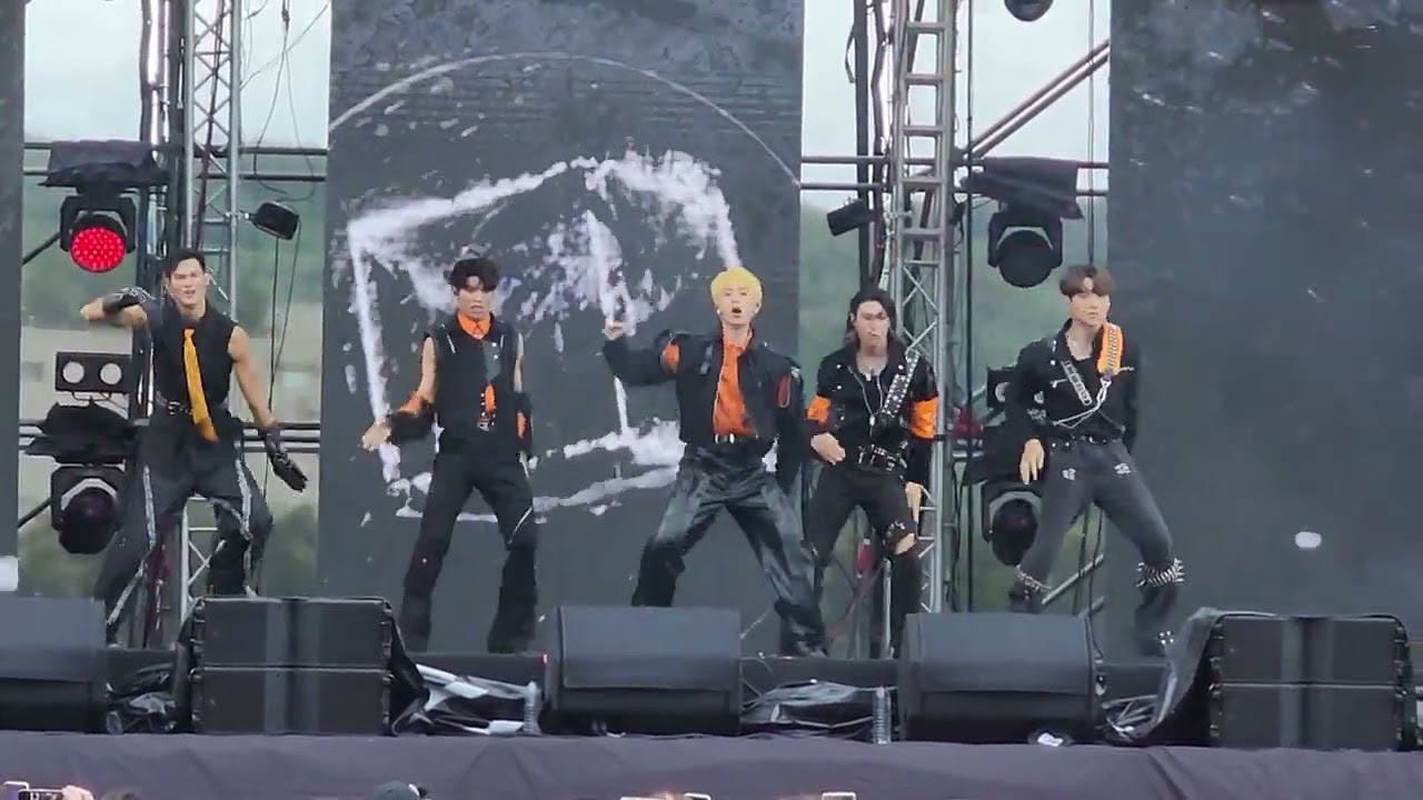 20221009 原子少年 （火星）FEniX 《fire fighter》 @太空港