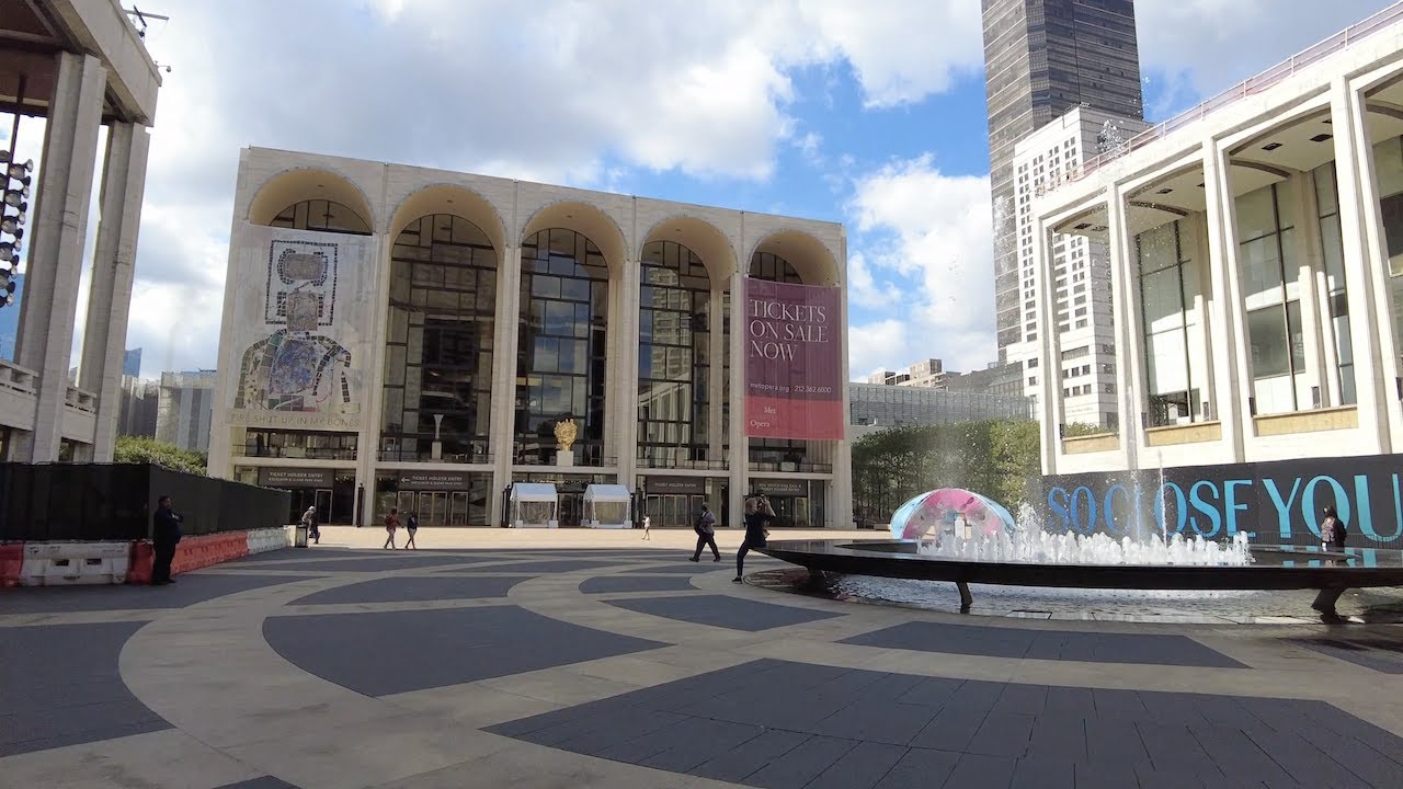 [4K] Walking to the Lincoln Center for Performing Arts and The Juilliard School from Columbus Circle