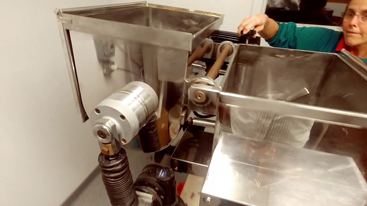 BID ON EQUIPMENT: Item 350767 - DOMINIONI A 160 Pasta Mixing/Sheeting Machine