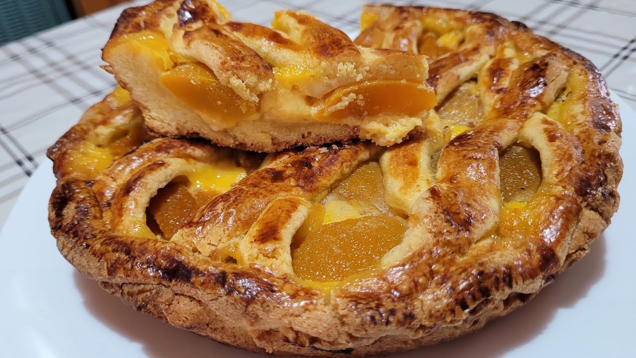 CROSTATA CON CREMA PASTICCERA E PESCHE SCIROPPATE; Irresistibilmente golosa... 