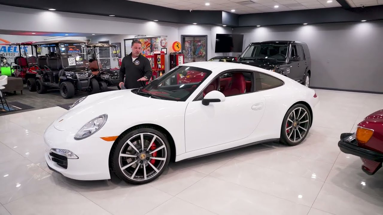 Showcasing our 23k Mile 2013 Porsche 911 Carrera 4S