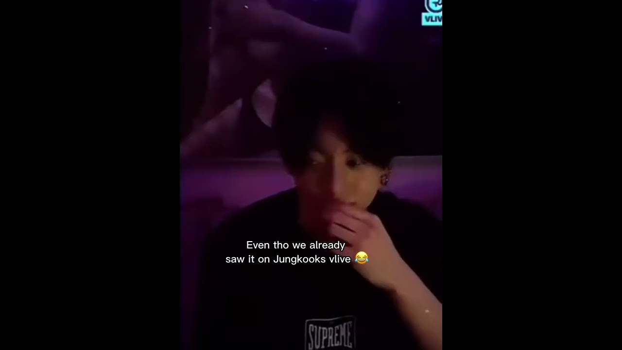 Bts trying hard to hide the painting even tho we saw it on Jungkooks live 😂
