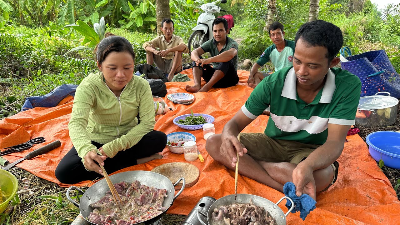 Về đồng Mỹ Tú đào hang bắt chuột mùa gặt lúa phải nói là Chuột ở đây bự thiệt VXĐ 809