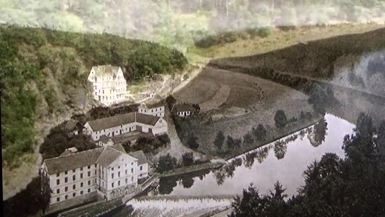 Vltava v obrazech. Červená nad Vltavou