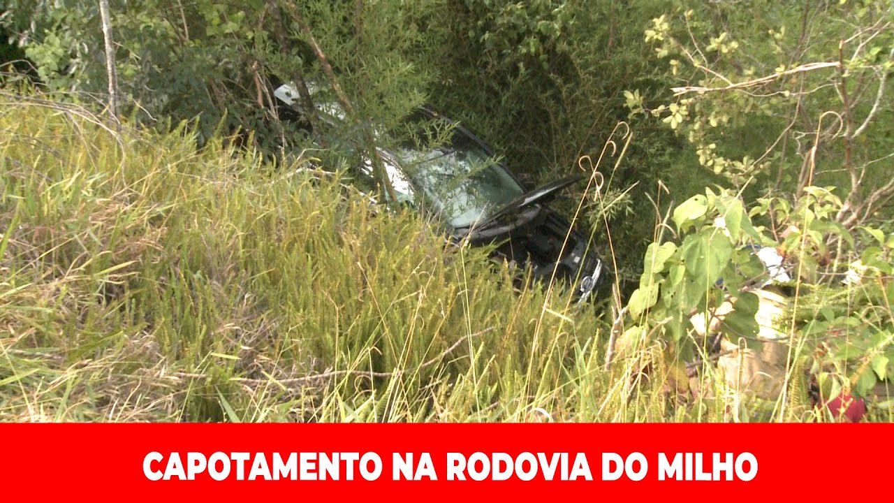 CAPOTAMENTO NA RODOVIA DO MILHO DEIXA DUAS PESSOAS FERIDAS E MOBILIZA EQUIPES DE SOCORRO