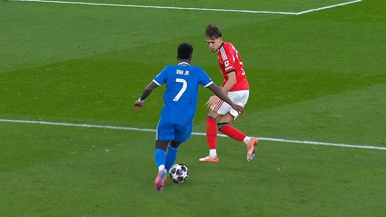 Vinicius Junior Making Famous Players Look Stupid