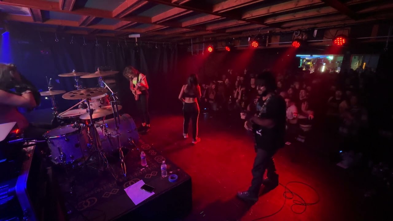 Escuela Grind stage cam live at The Sanctuary Detroit 4/1/23