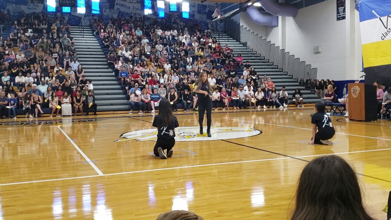 SVHS K-pop Klub - Freshman Orientation Performance