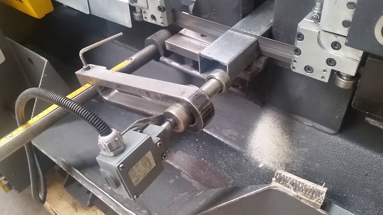 Beka-Mak Bandsägevollautomat BEKAMAK BMSO 325 C
