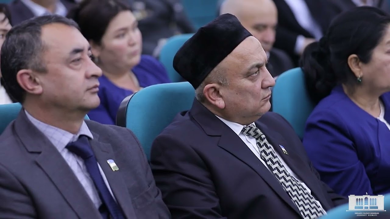 🎞  Xovos tumanida hokim almashdi