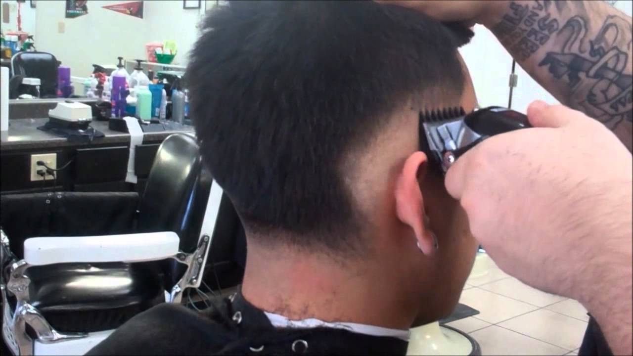 How to do a new style fohawk. how to do a twisted hawk by Danny da barber