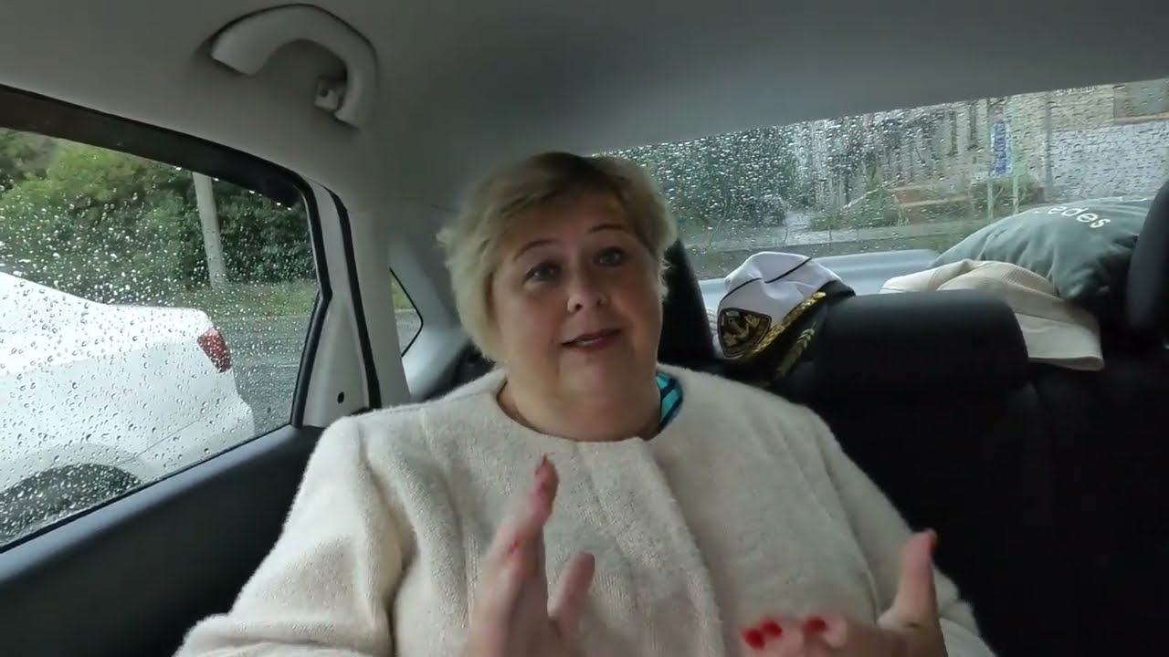 Сафар проводит электричество в баню. Не удалось пожарить рыбку.