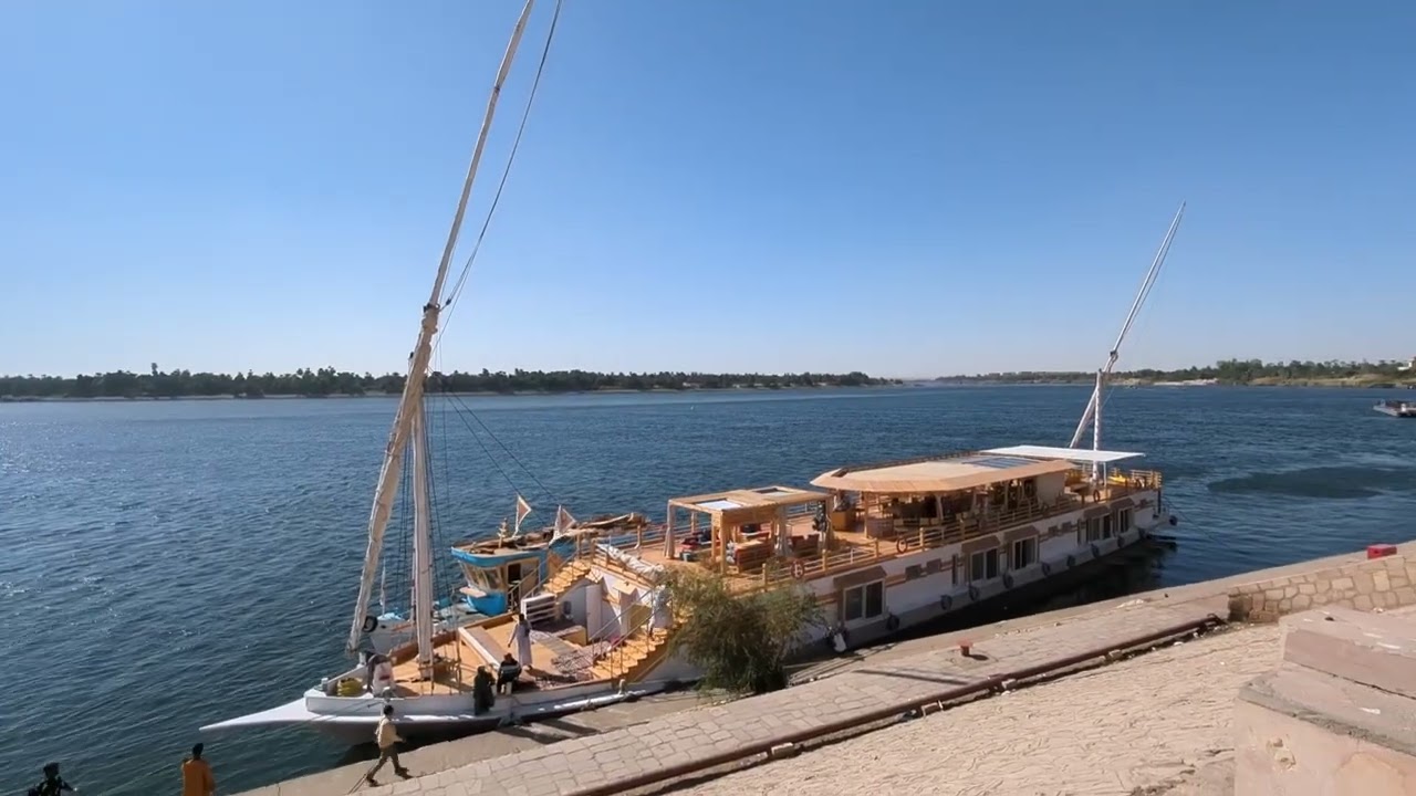 Dahabiya Nile Cruise Sailing from Aswan to Edfu December 2023
