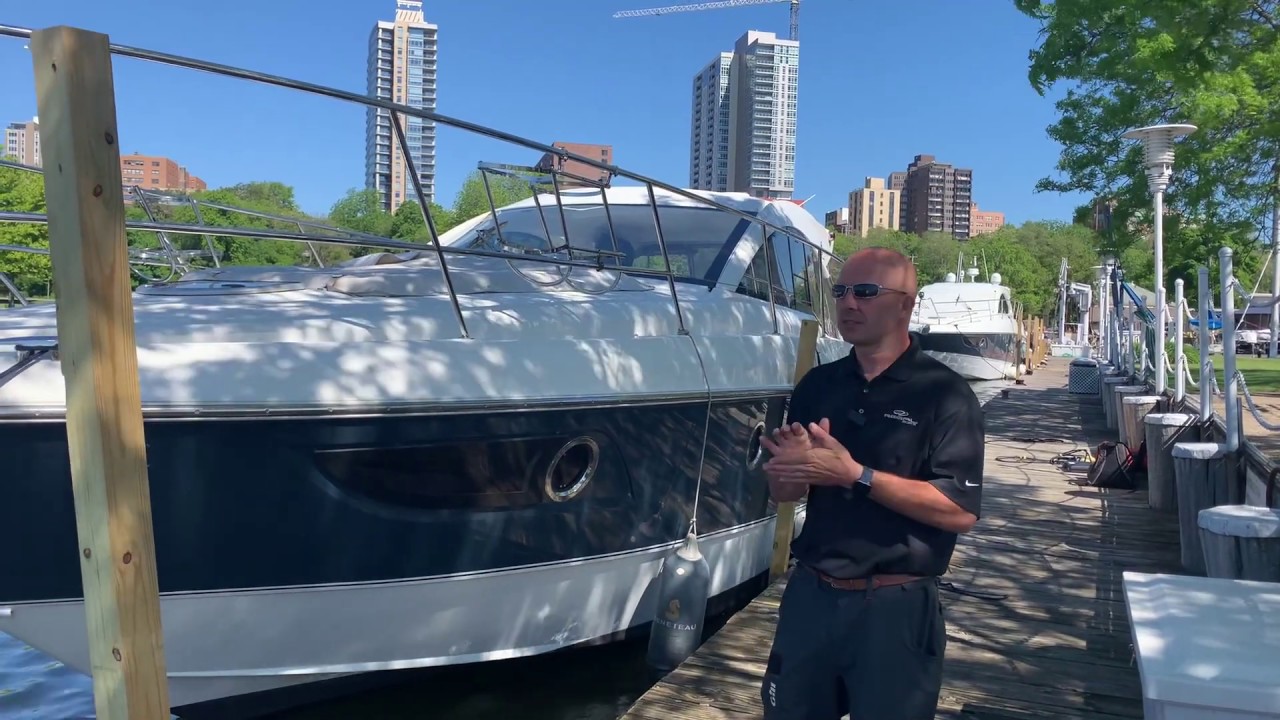 2013 Beneteau Gran Turismo 38 GT38 38GT For Sale Volvo Diesels with Joystick CenterPointe Yacht Svcs
