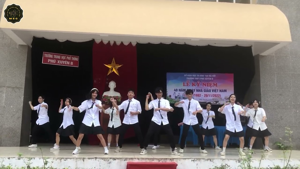 NHẢY CÓ HẸN VỚI THANH XUÂN x NỤ CƯỜI 18 20 x TÌNH BẠN DIỆU KỲ-Chi đoàn 12A1 K49 ( THPT Phú Xuyên B)