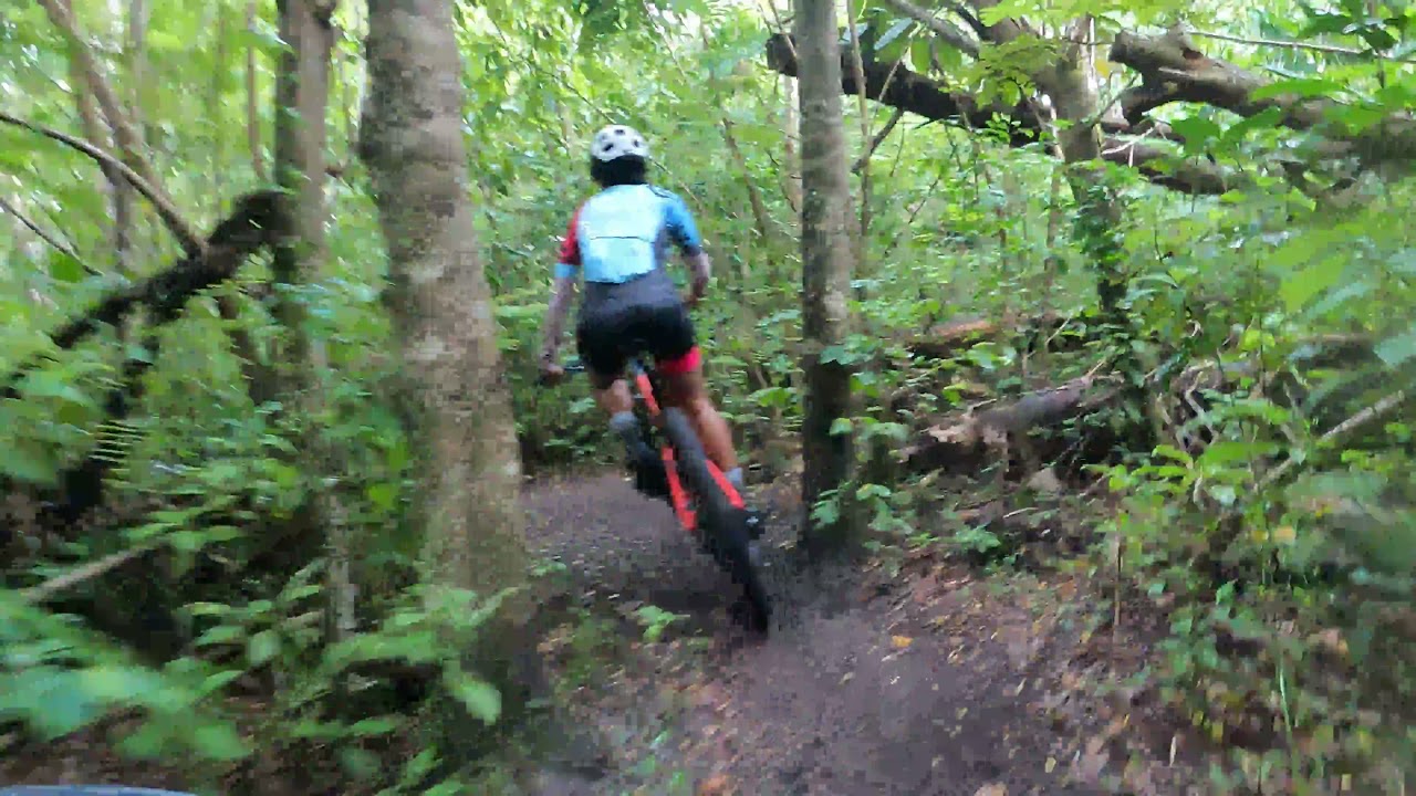 LA CEIBA MTB TRAIL  EN TORTUGUERO VEGA BAJA (RUTA COMPLETA)