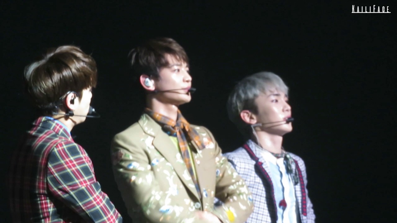 170319 Shinee World Concert V in Toronto - Ment 1 and Prism
