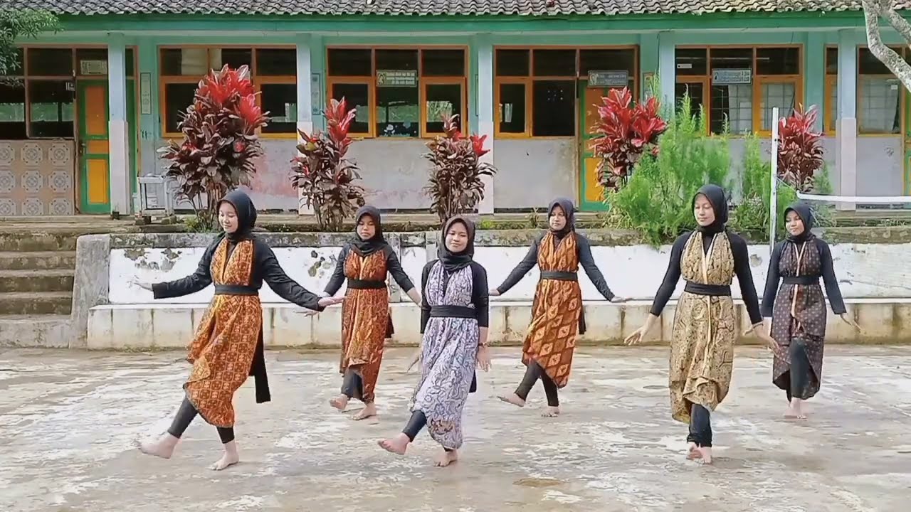 TARI KAULINAN BARUDAK SUNDA