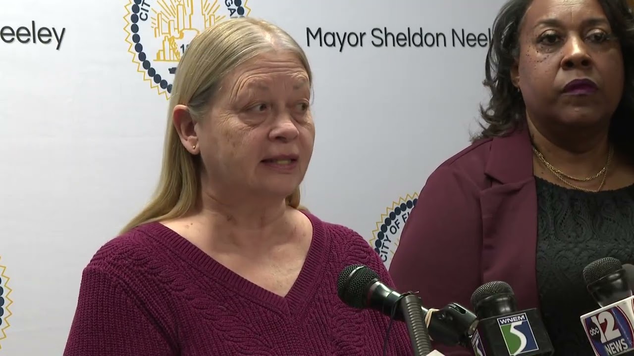 Flint Mayor and City Council members react to rate increase on water and sewer services in Flint.