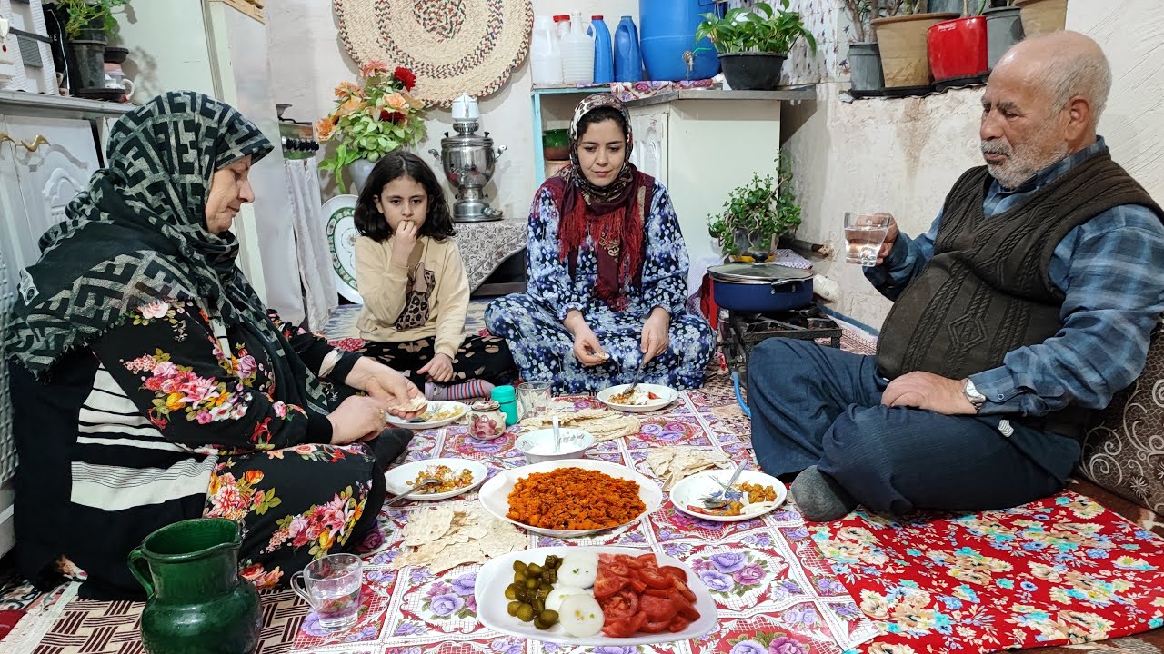 Рецепт моей бабушки для деревни: приготовление омлета с овощами | Nomad Life of Iran