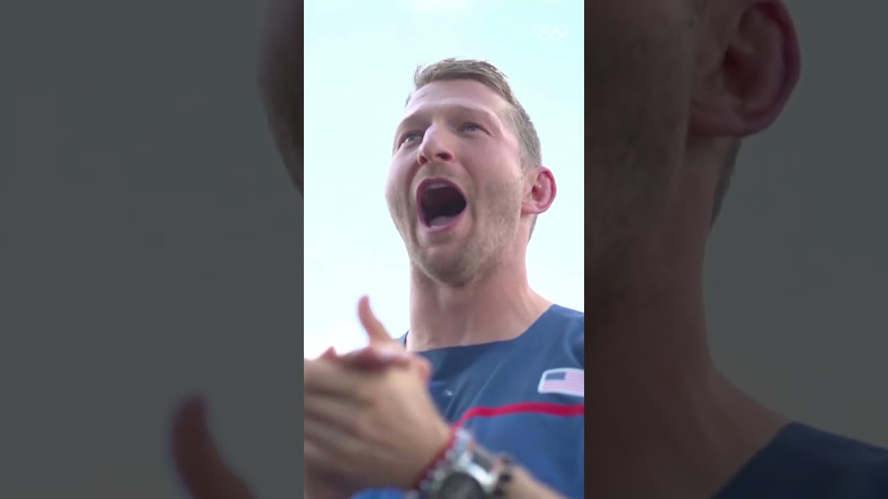 POV: coach's reaction to breaking the world record and winning a bronze medal🤯 