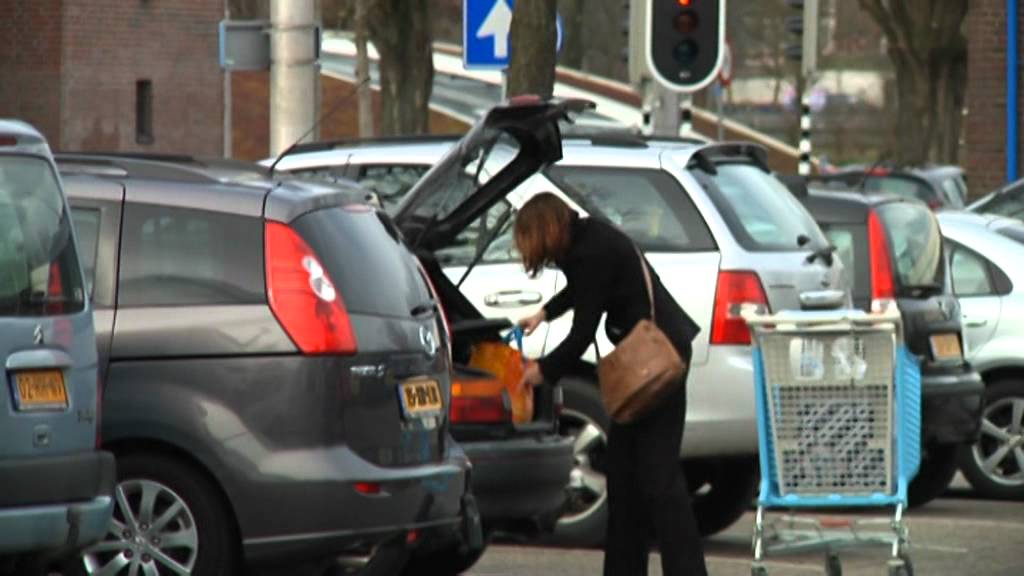 Inwoners Presikhaaf in verzet tegen minder parkeerplaatsen