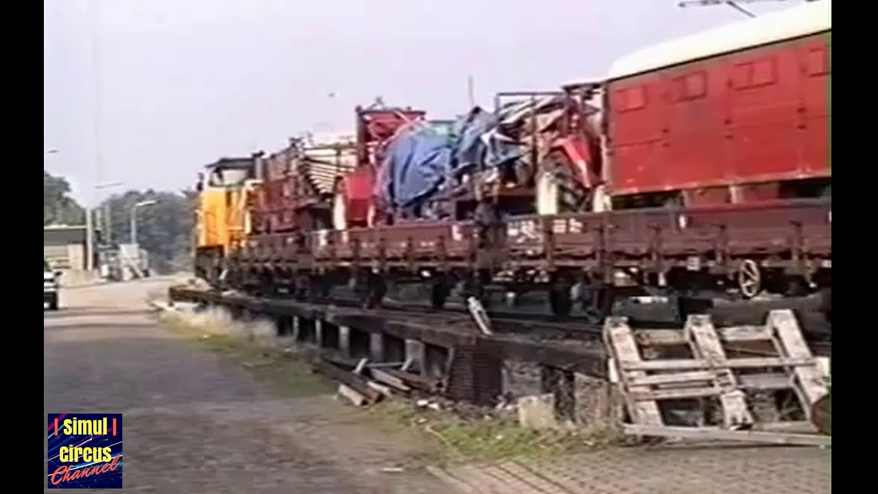 Circus Train | rail yard unloading