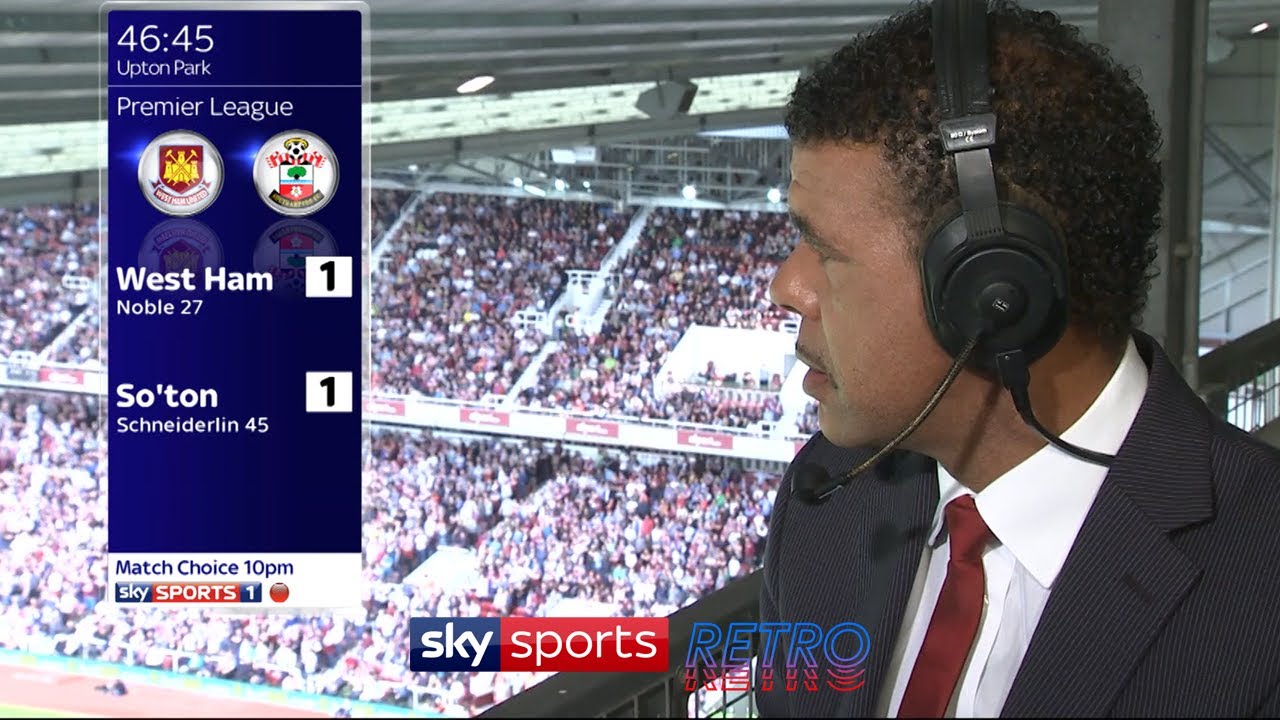 Chris Kamara ignores Jeff Stelling