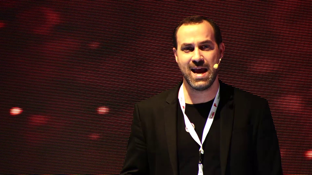 O futuro do marketing digital | Paulo Faustino | TEDxMatosinhos