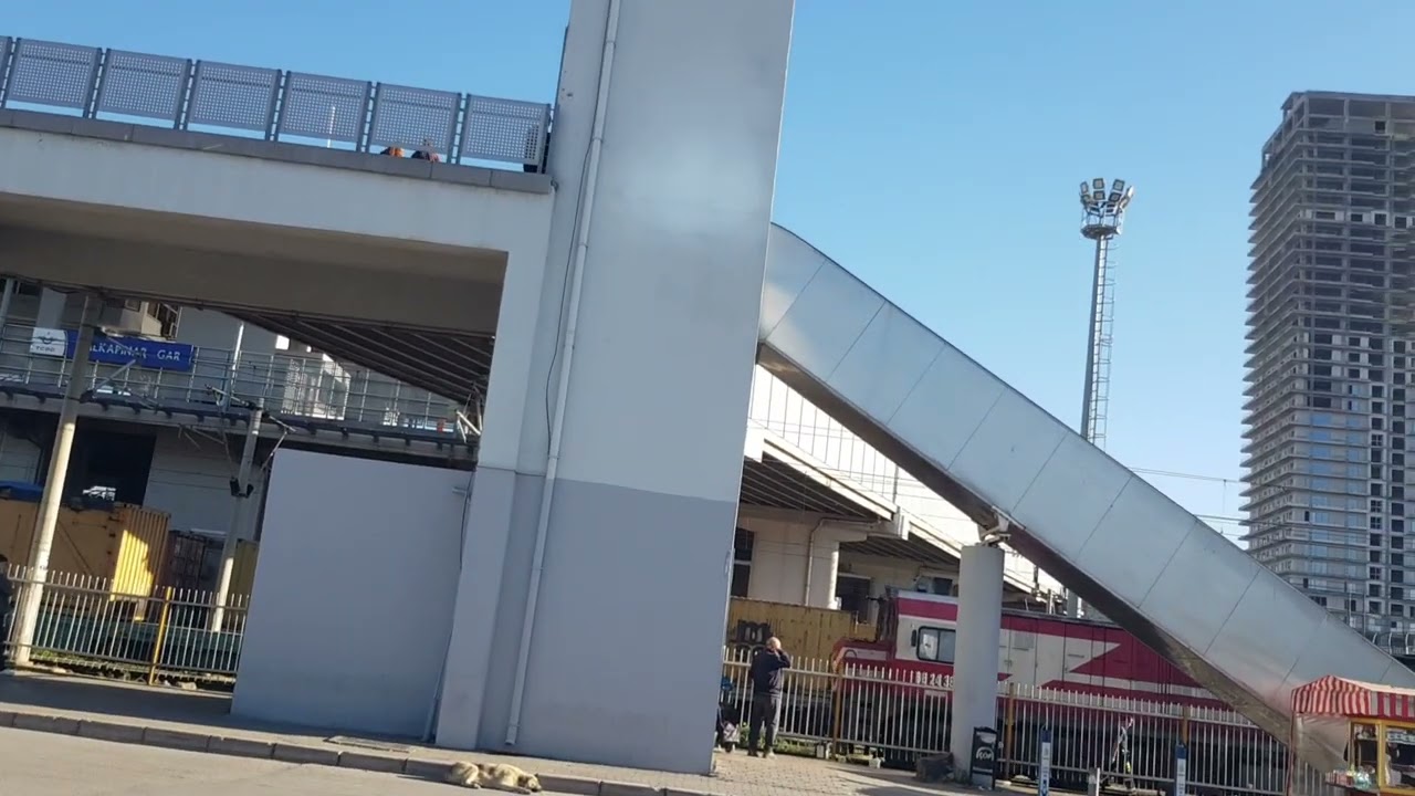 DE24000 Halkapınar manevra