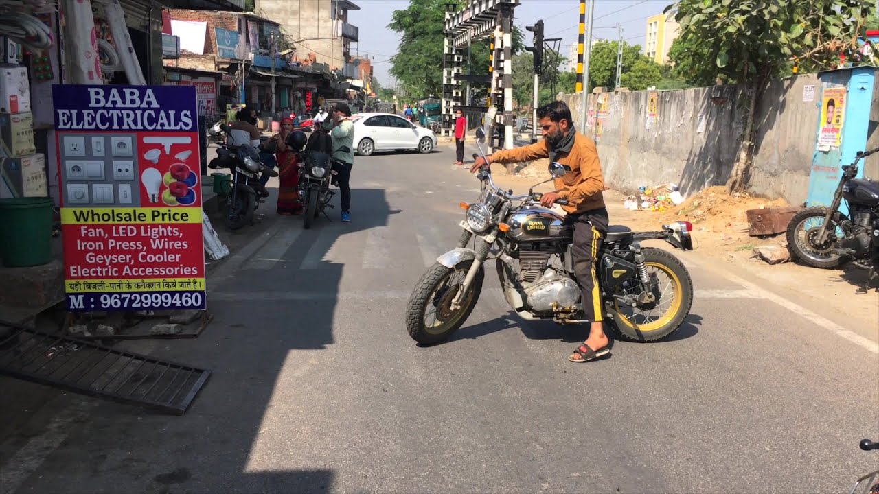 THE FINAL SCRAMBLER SEAT - ROYAL ENFIELD