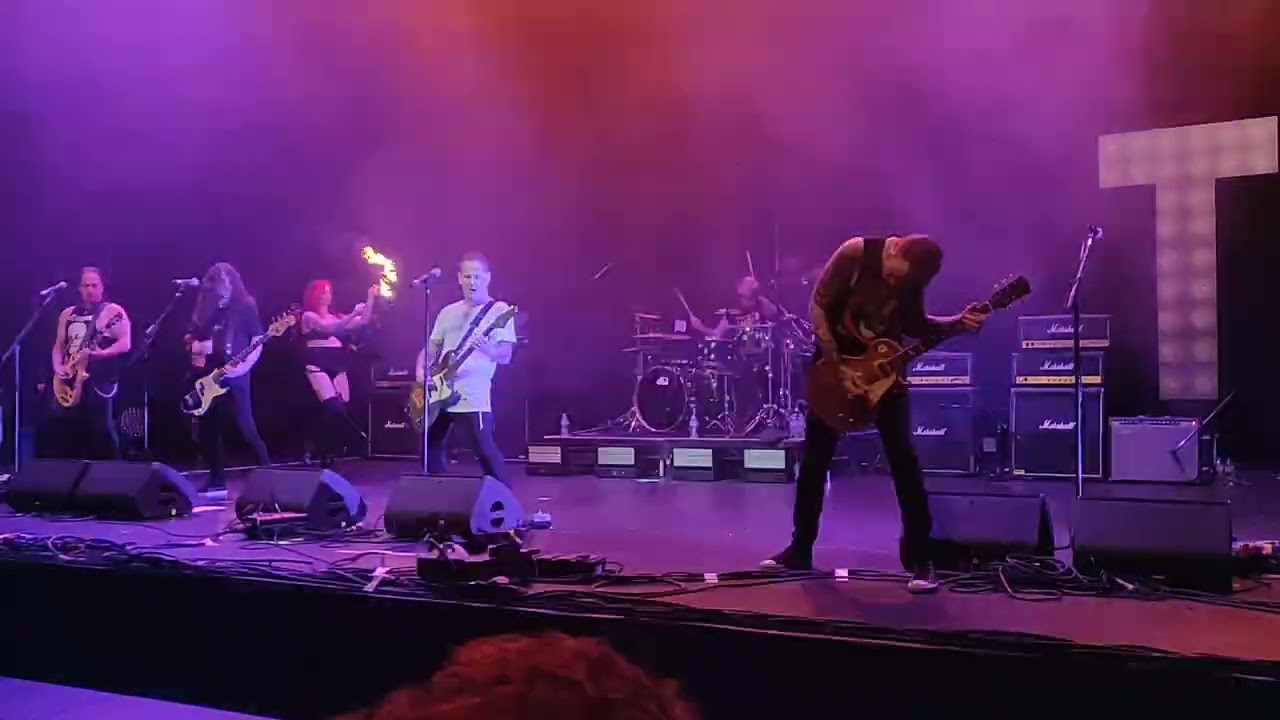 CMFT and the Cherrybombs at the London Palladium 17.10.22