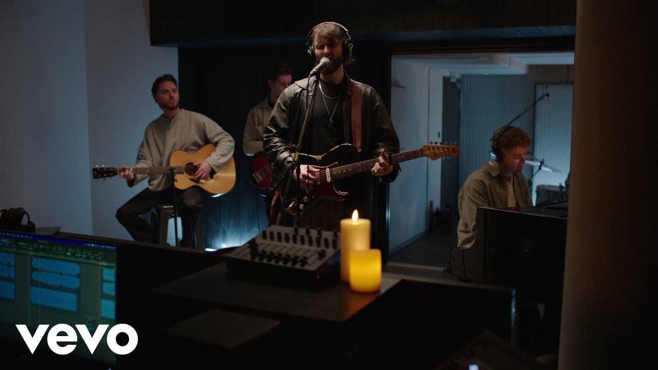 Tim Gallagher - Lightning (Acoustic - Live Session)