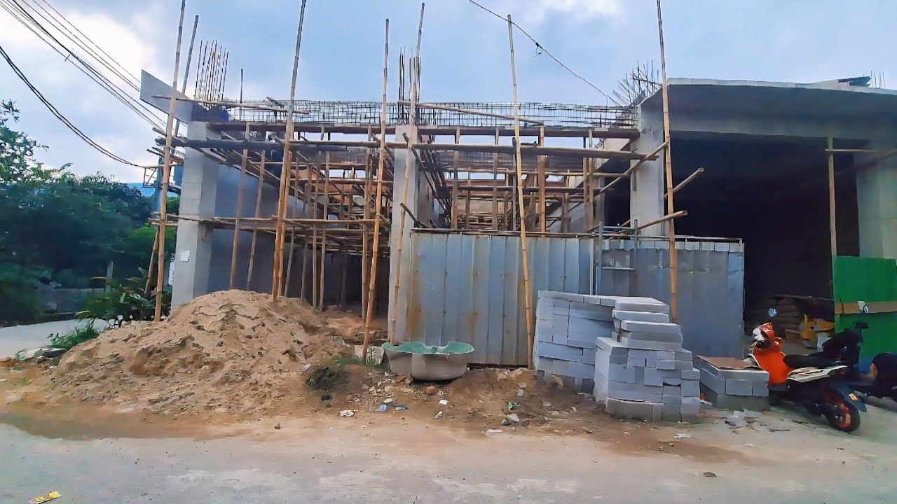 Progres pembangunan rumah karyawan CV.HCK tiga lantai 
