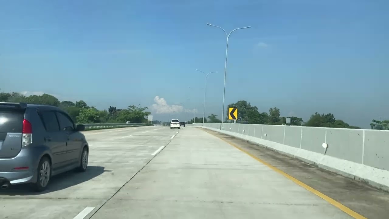 Cibitung Bekasi to Kota Wisata Cibubur via Cimanggis - Cibitung Toll Road ❗️❗️ Drive on