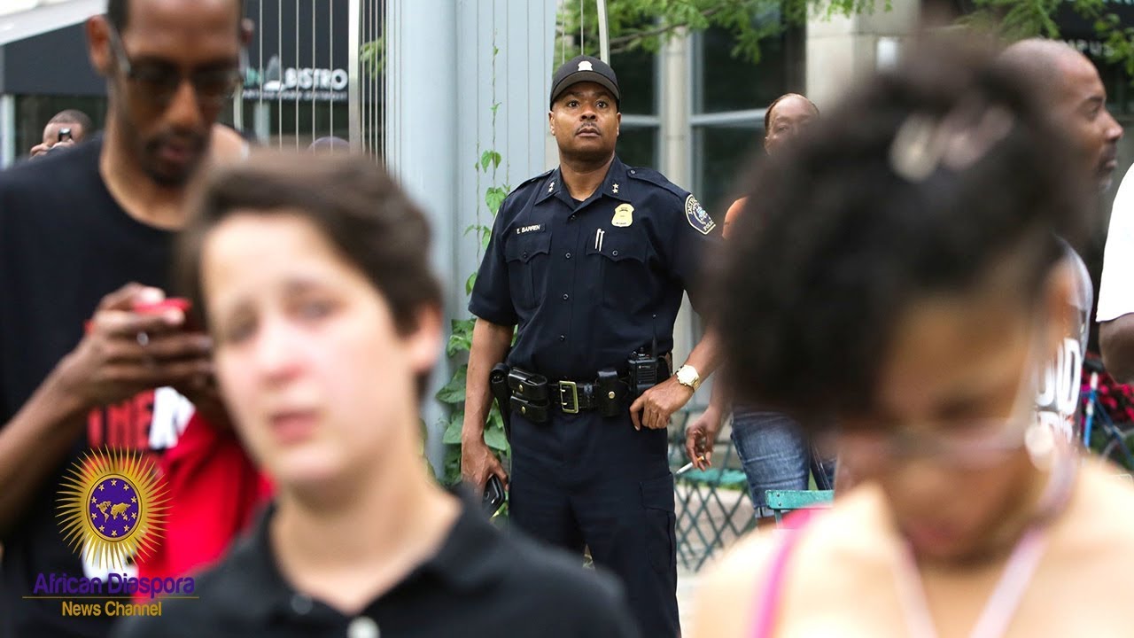 Detroit Police Officer Was Profiled By White Cop For Having A Large Sum Of Cash On Him