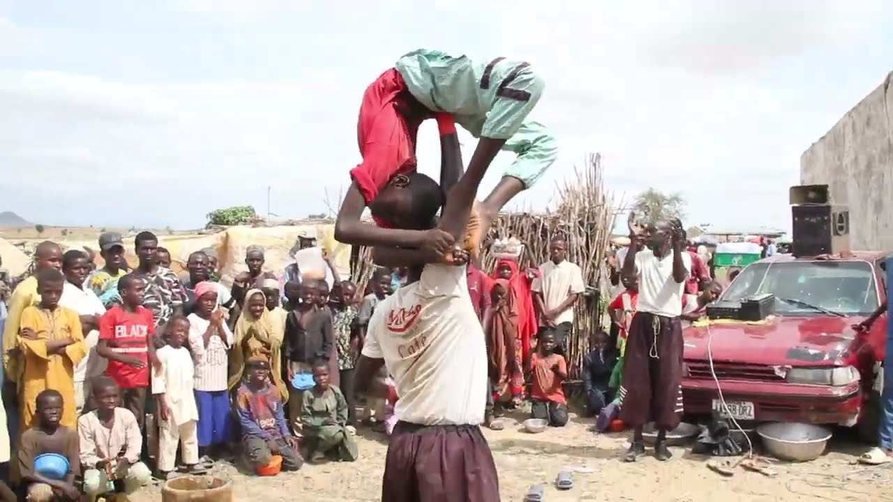 African Talents: Stretchable Yoga Boy