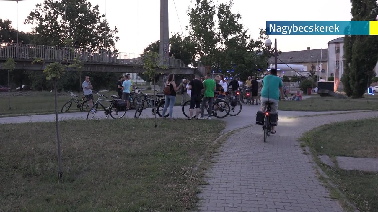 2023.07.30. Az &eacute;jszakai bicikliz&eacute;s sz&eacute;ps&eacute;gei &eacute;s kock&aacute;zatai