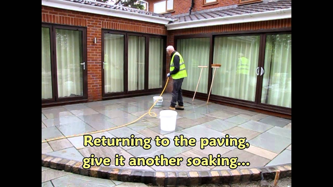 Jointing a residential patio with Gftk 815+ resin mortar