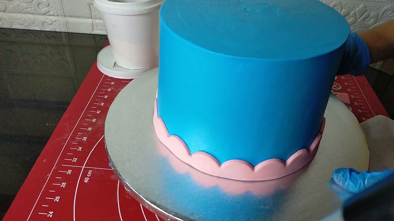 PAANO ILAGAY ANG FONDANT DETAILS SA WHIPPED CREAM + PAANO GAMITIN ANG FUNKY LETTER TAPPITS?