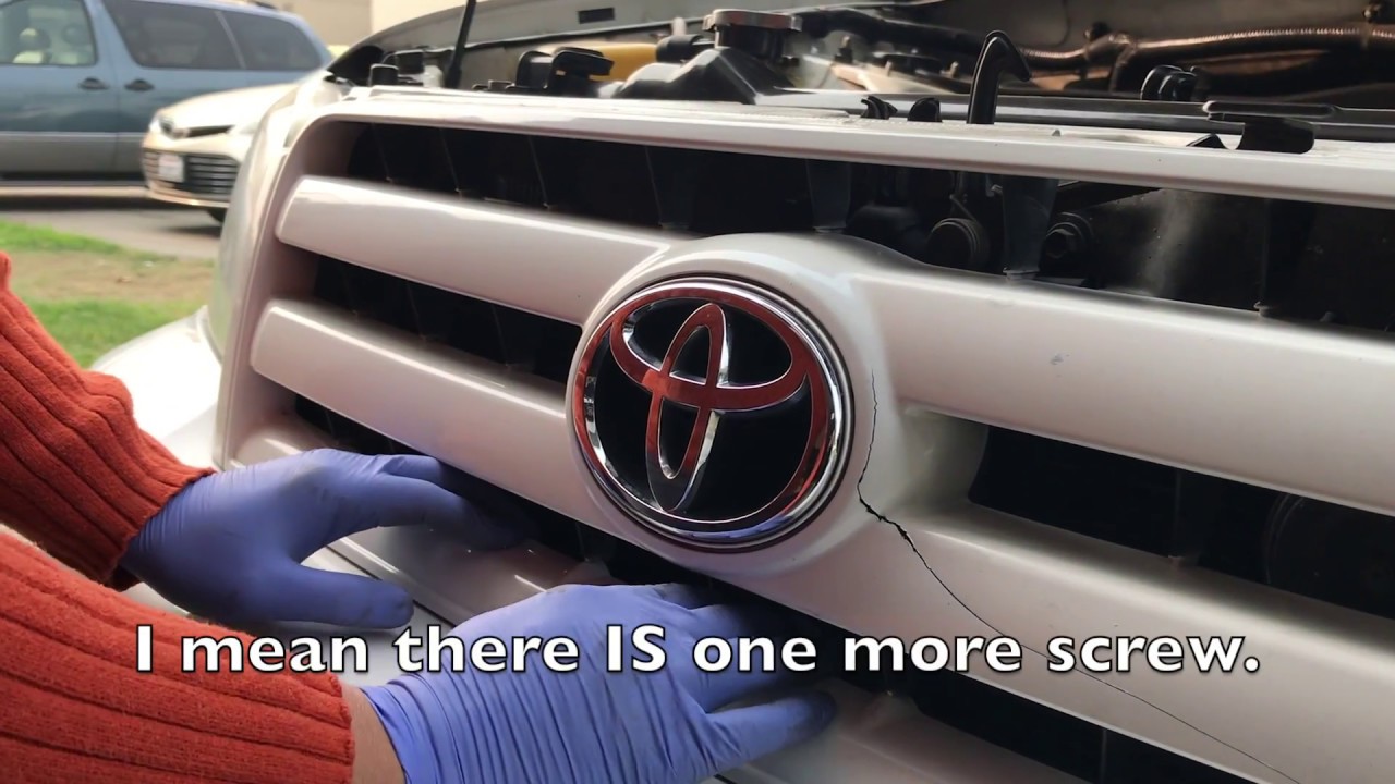 01-07 Toyota Highlander Front Bumper Cover and Grill Installation