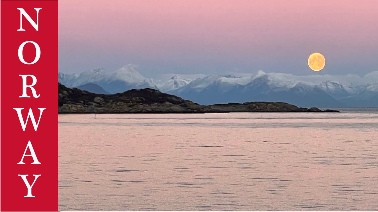ARCTIC NORWAY: Stokmarknes to Melbu, and the Ferry Beyond...