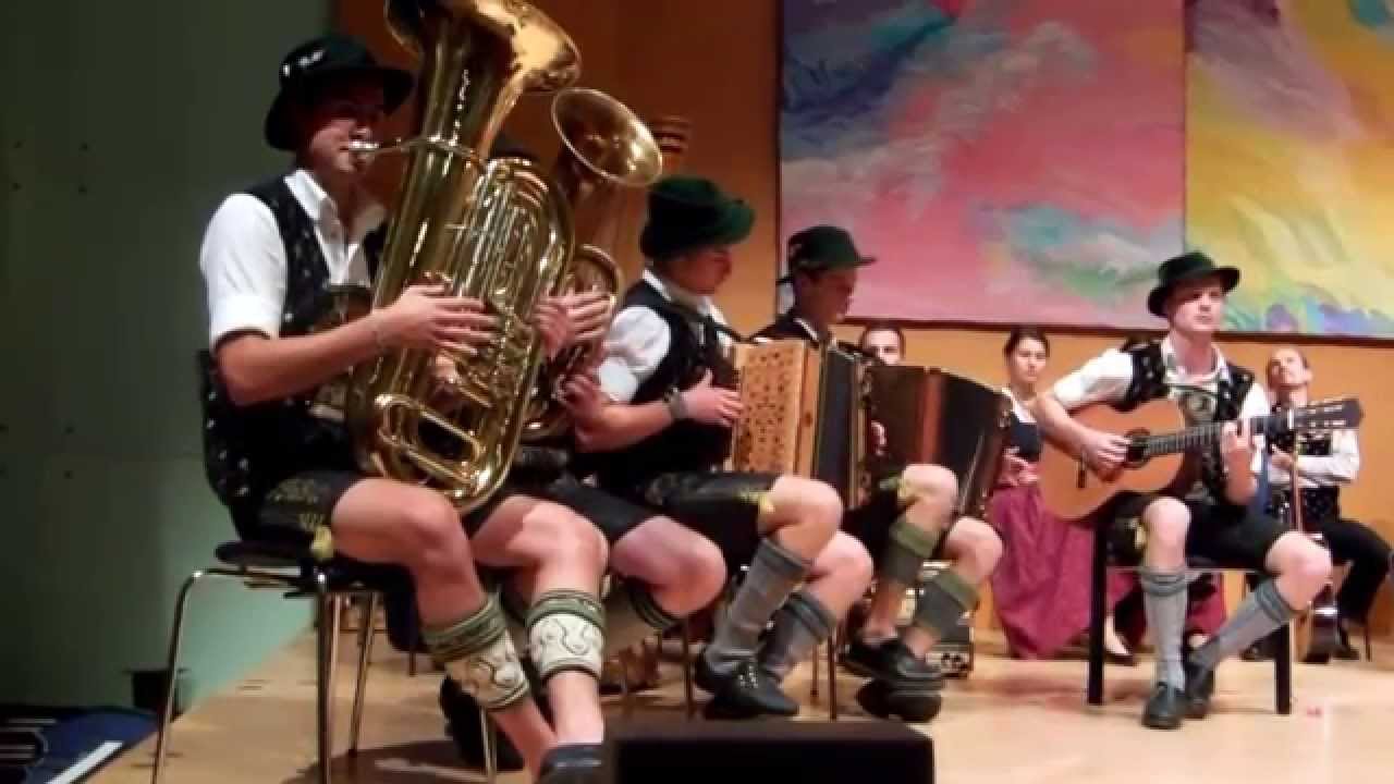 Anzwies-Muse mit der Slalom-Francé-Polka