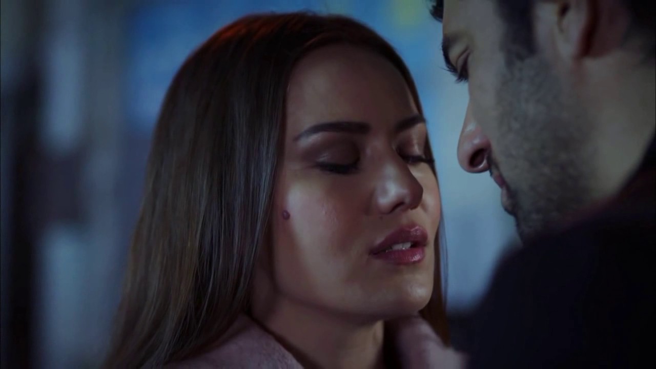 Engin Akyürek Dağhan&Selvi    Kiss Me  (Целуй)